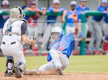 Thumbnail 1 in West Brook @ Pasadena Memorial photogallery.
