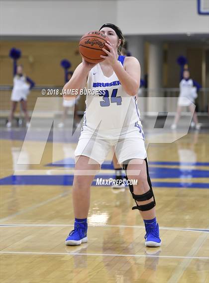 Thumbnail 3 in Girls Prep @ Lipscomb Academy photogallery.