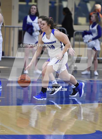 Thumbnail 2 in Girls Prep @ Lipscomb Academy photogallery.
