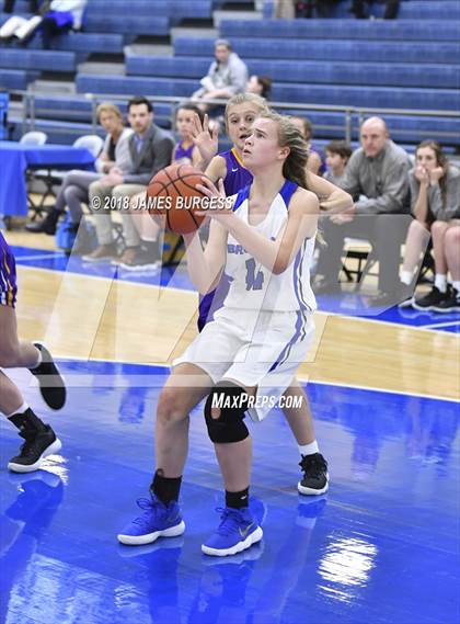 Thumbnail 2 in Girls Prep @ Lipscomb Academy photogallery.