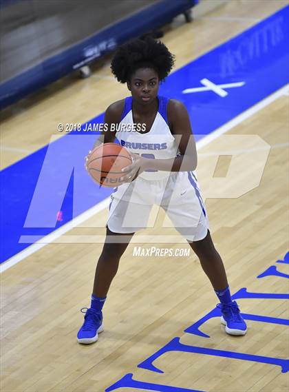 Thumbnail 3 in Girls Prep @ Lipscomb Academy photogallery.