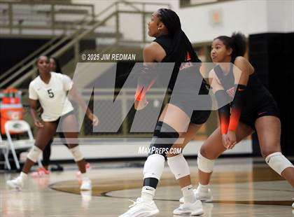 Thumbnail 1 in Lancaster @ Royse City photogallery.