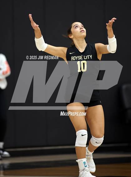 Thumbnail 1 in Lancaster @ Royse City photogallery.