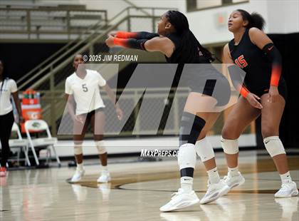 Thumbnail 1 in Lancaster @ Royse City photogallery.