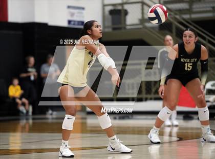 Thumbnail 2 in Lancaster @ Royse City photogallery.