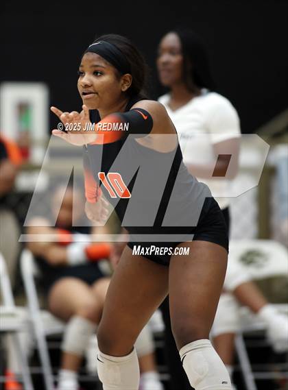 Thumbnail 1 in Lancaster @ Royse City photogallery.
