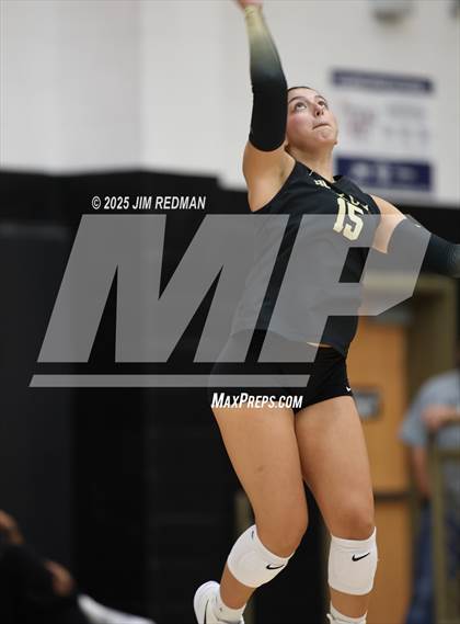 Thumbnail 1 in Lancaster @ Royse City photogallery.