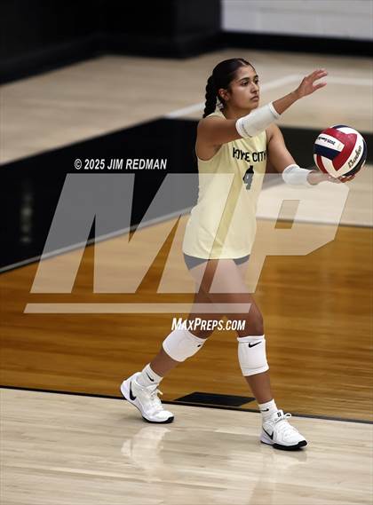 Thumbnail 3 in Lancaster @ Royse City photogallery.