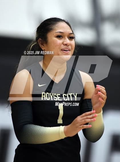Thumbnail 1 in Lancaster @ Royse City photogallery.