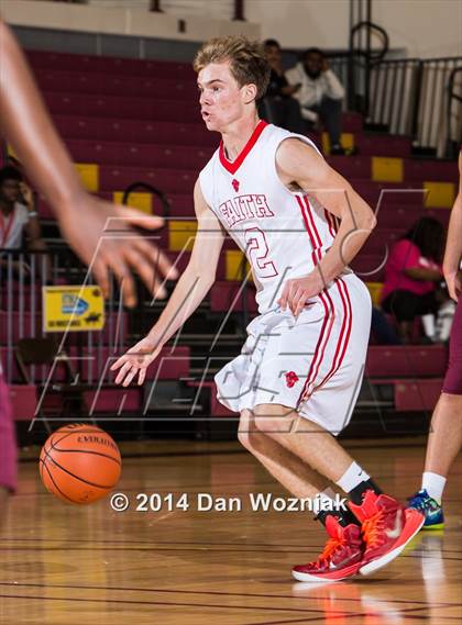 Thumbnail 3 in Christian Life Center vs. Grapevine Faith Christian (Fantasy of Lights) photogallery.