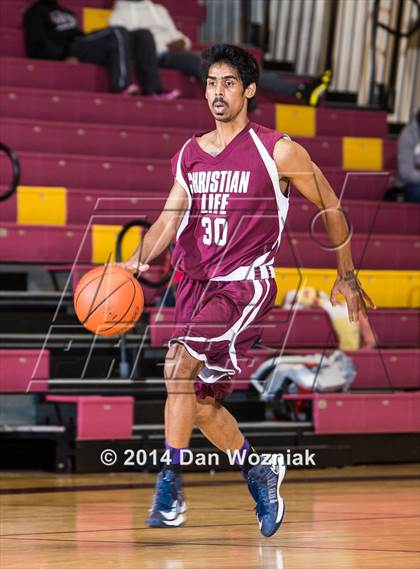 Thumbnail 1 in Christian Life Center vs. Grapevine Faith Christian (Fantasy of Lights) photogallery.