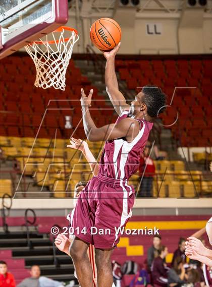 Thumbnail 2 in Christian Life Center vs. Grapevine Faith Christian (Fantasy of Lights) photogallery.