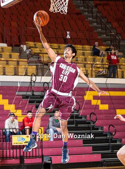 Thumbnail 3 in Christian Life Center vs. Grapevine Faith Christian (Fantasy of Lights) photogallery.