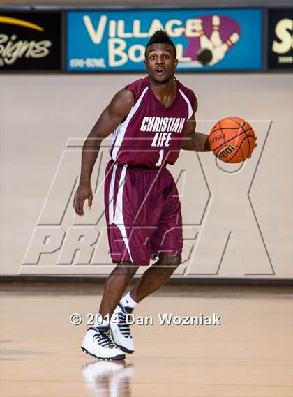 Thumbnail 2 in Christian Life Center vs. Grapevine Faith Christian (Fantasy of Lights) photogallery.