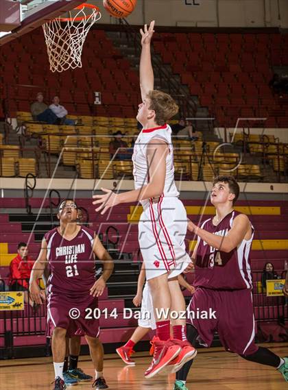 Thumbnail 3 in Christian Life Center vs. Grapevine Faith Christian (Fantasy of Lights) photogallery.