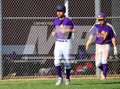 Thumbnail 3 in Paramount vs. Lynwood photogallery.