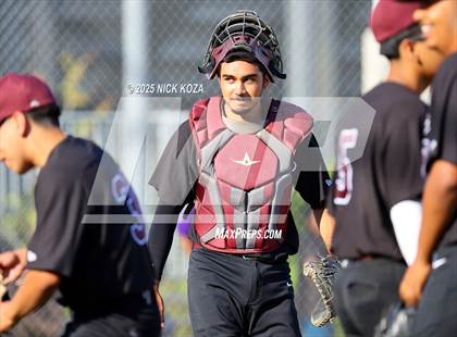Thumbnail 1 in Paramount vs. Lynwood photogallery.