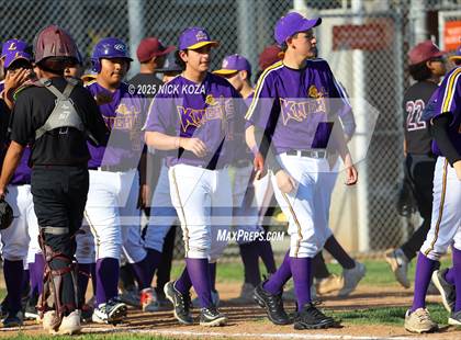 Thumbnail 2 in Paramount vs. Lynwood photogallery.