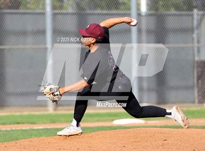Thumbnail 3 in Paramount vs. Lynwood photogallery.