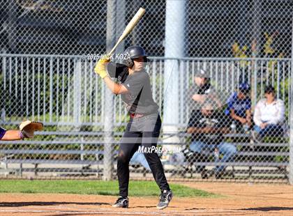 Thumbnail 1 in Paramount vs. Lynwood photogallery.