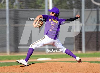 Thumbnail 2 in Paramount vs. Lynwood photogallery.