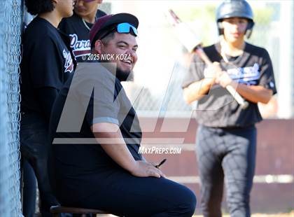 Thumbnail 1 in Paramount vs. Lynwood photogallery.