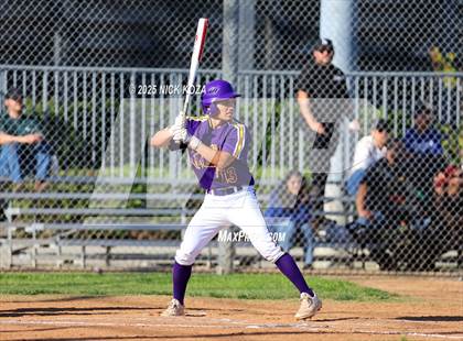 Thumbnail 3 in Paramount vs. Lynwood photogallery.