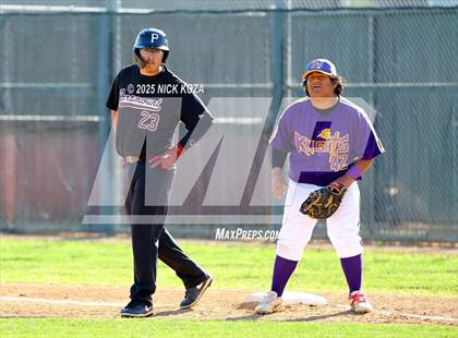 Thumbnail 2 in Paramount vs. Lynwood photogallery.