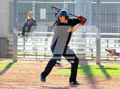Thumbnail 3 in Paramount vs. Lynwood photogallery.