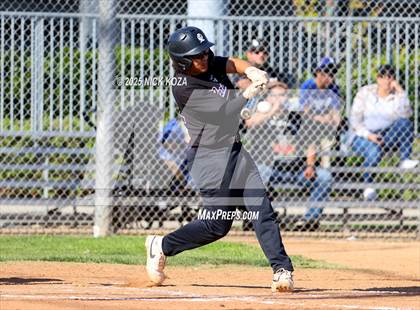 Thumbnail 3 in Paramount vs. Lynwood photogallery.