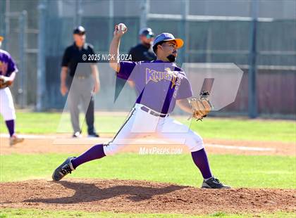 Thumbnail 2 in Paramount vs. Lynwood photogallery.