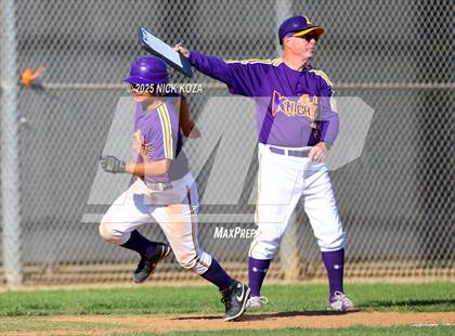 Thumbnail 1 in Paramount vs. Lynwood photogallery.