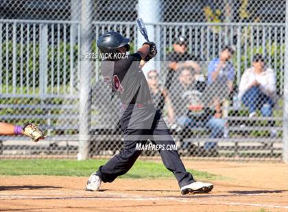 Thumbnail 1 in Paramount vs. Lynwood photogallery.