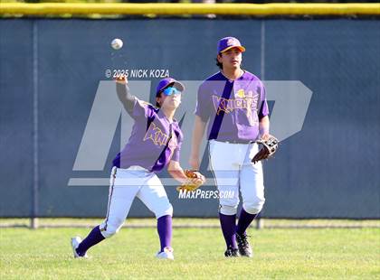 Thumbnail 2 in Paramount vs. Lynwood photogallery.