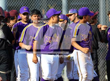 Thumbnail 1 in Paramount vs. Lynwood photogallery.