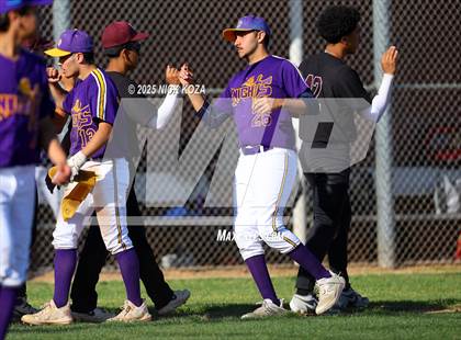 Thumbnail 1 in Paramount vs. Lynwood photogallery.
