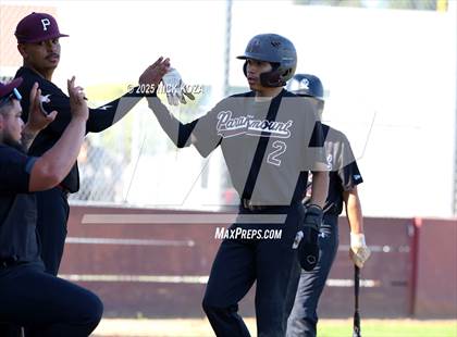 Thumbnail 2 in Paramount vs. Lynwood photogallery.