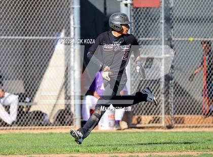 Thumbnail 3 in Paramount vs. Lynwood photogallery.