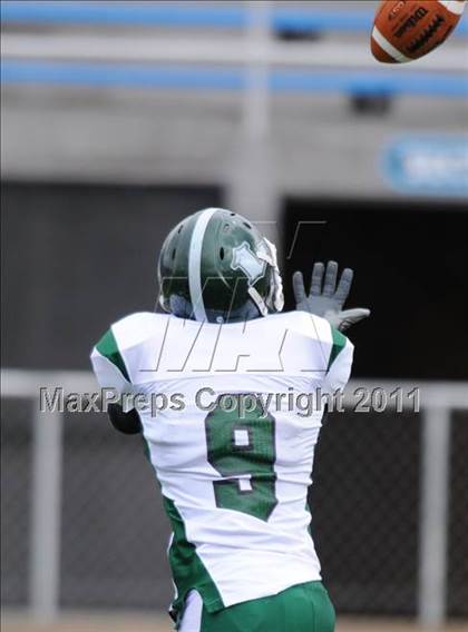 Thumbnail 3 in Trinity vs. Lewisburg (PIAA Class AA Quarterfinal) photogallery.