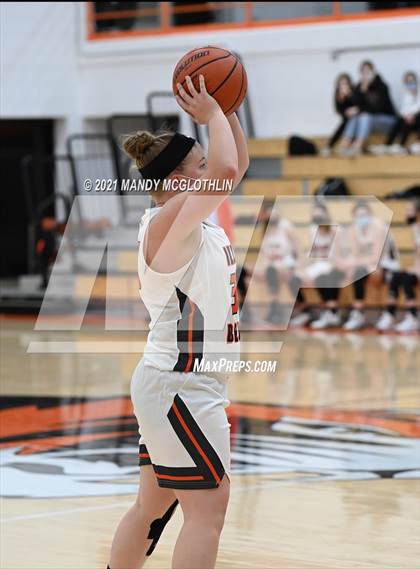 Thumbnail 1 in Illini Central/Greenview @ Illini Bluffs photogallery.