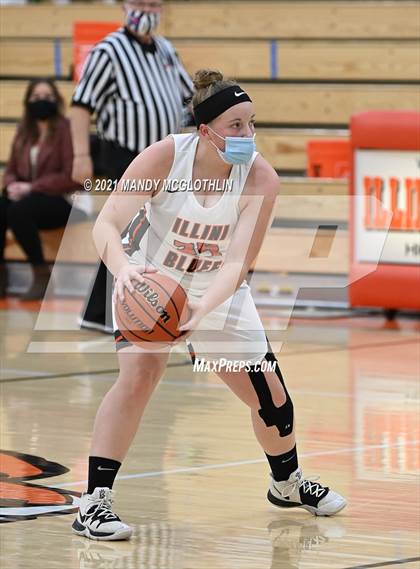 Thumbnail 1 in Illini Central/Greenview @ Illini Bluffs photogallery.