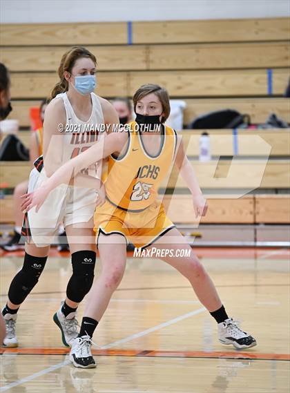 Thumbnail 2 in Illini Central/Greenview @ Illini Bluffs photogallery.