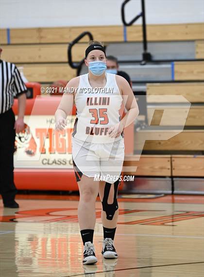 Thumbnail 2 in Illini Central/Greenview @ Illini Bluffs photogallery.