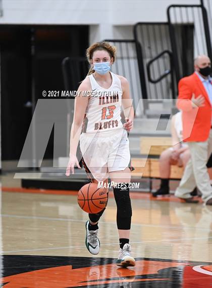 Thumbnail 1 in Illini Central/Greenview @ Illini Bluffs photogallery.