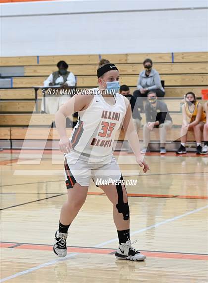 Thumbnail 3 in Illini Central/Greenview @ Illini Bluffs photogallery.