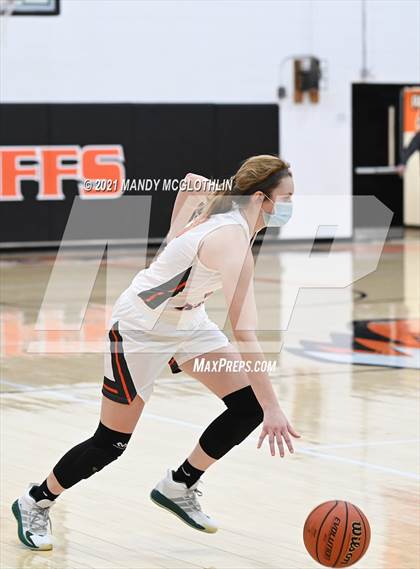 Thumbnail 3 in Illini Central/Greenview @ Illini Bluffs photogallery.
