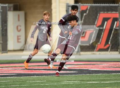 Thumbnail 2 in Lee [Robert E.] vs Cinco Ranch (Austin Lakes Elite Showcase) photogallery.