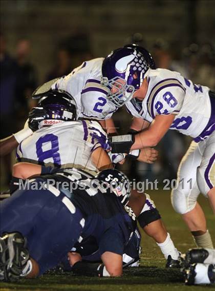Thumbnail 1 in Loyola vs. Valencia photogallery.