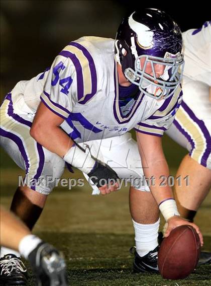 Thumbnail 2 in Loyola vs. Valencia photogallery.