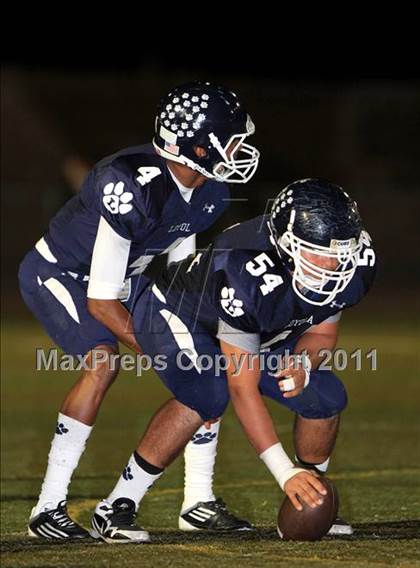 Thumbnail 1 in Loyola vs. Valencia photogallery.